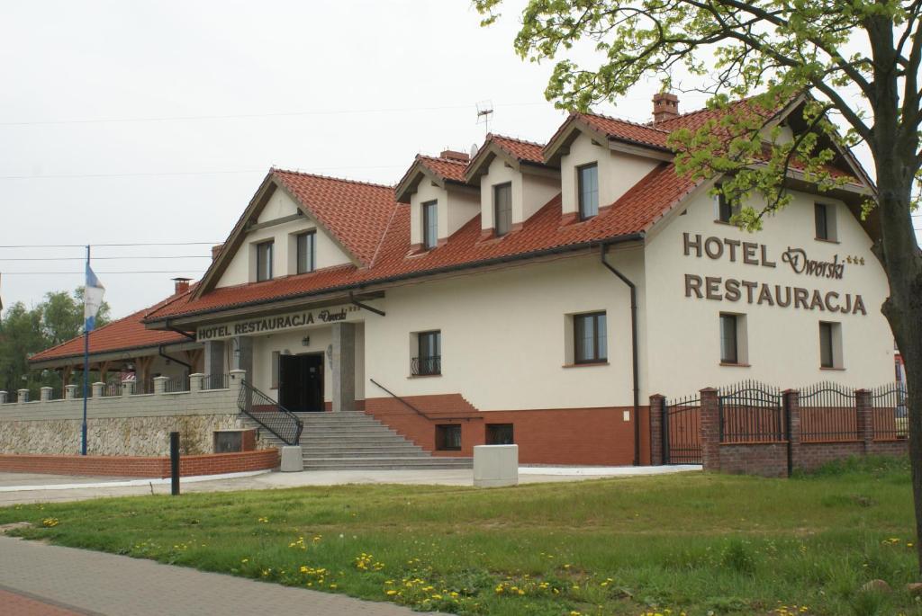 Hotel Dworski Galaktyczny Park Warzymice Esterno foto